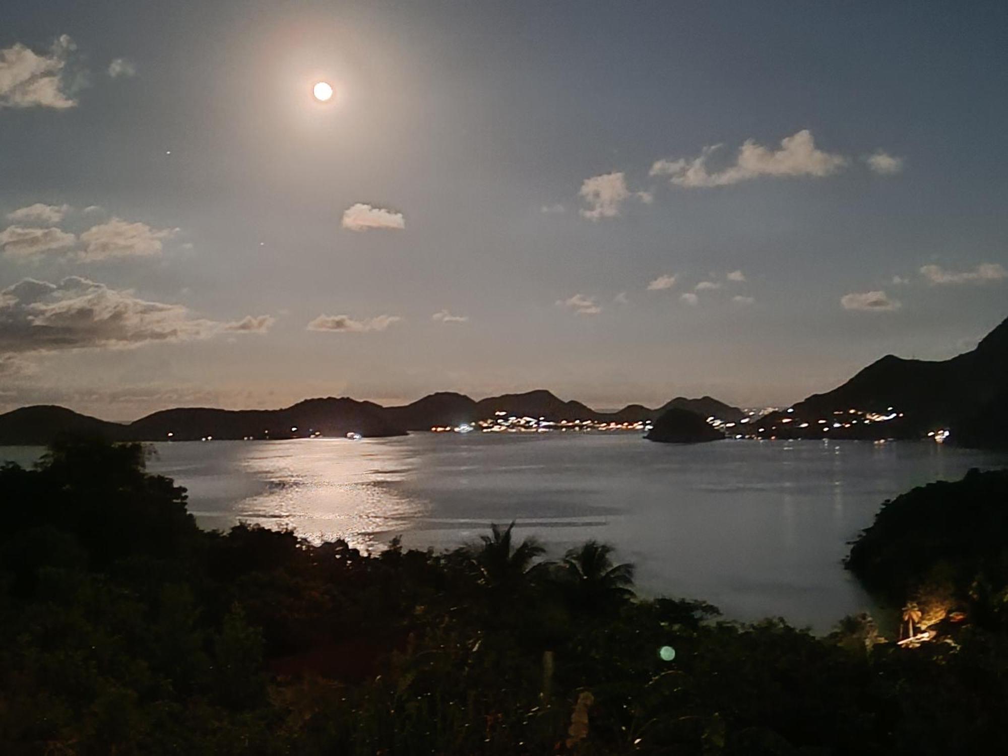 Villa KAZ ANOLI vue époustouflante sur la baie Terre-de-Bas Esterno foto
