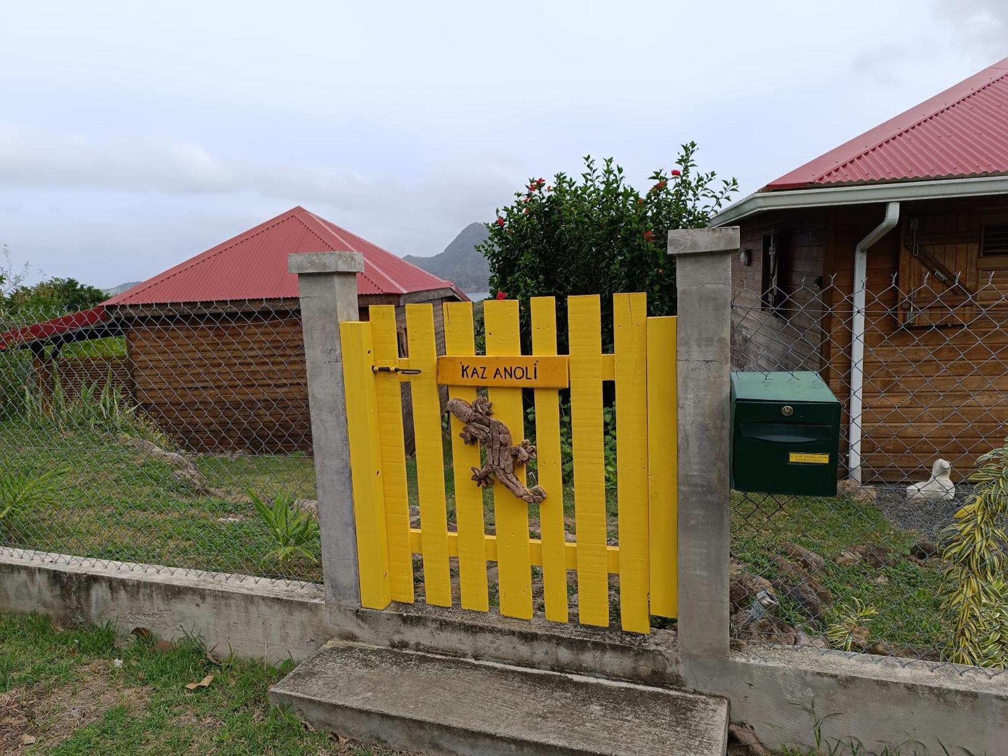 Villa KAZ ANOLI vue époustouflante sur la baie Terre-de-Bas Esterno foto